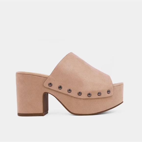 ShuShop Shoes - ShuShop Gina Nude Platform Clog Sandal in Sand Suede